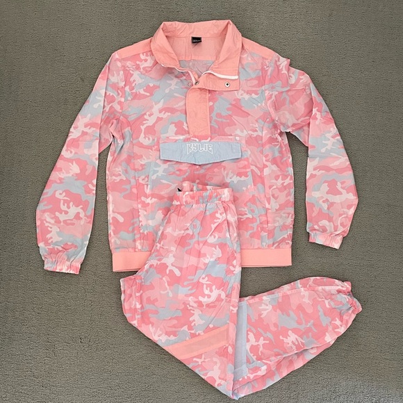 The Kylie Shop Camp Anorak Pink Candy Woodland Camo Set - Picture 1 of 13